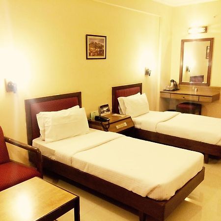 Hotel Harsha Hyderabad Exterior foto