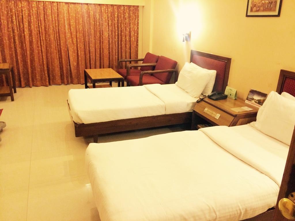 Hotel Harsha Hyderabad Exterior foto